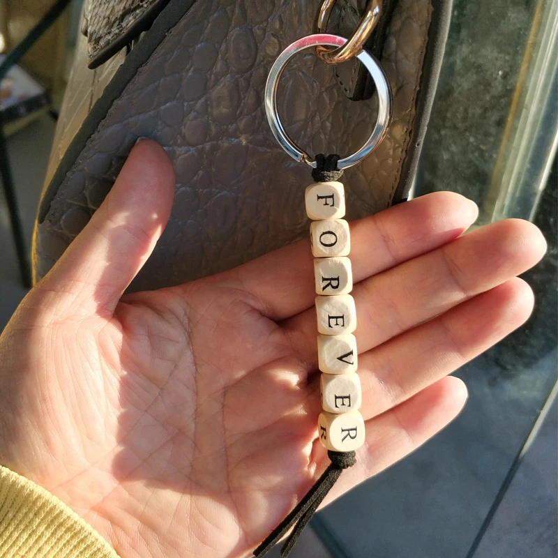 1pc Custom Key Ring Personalised Keyring Keychain Name Wood Key Holder Resin Xmas Gift Bagpack Tag Favour Gift Letter Handmade