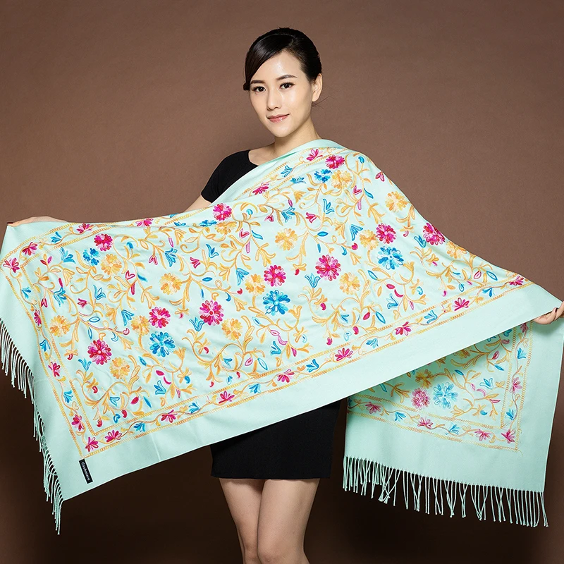 

Brand Designer New Female Embroider Flower Pashmina Scarf Women Cashmere Scarves Long Shawl Travel Blanket Warm Tippet Warps