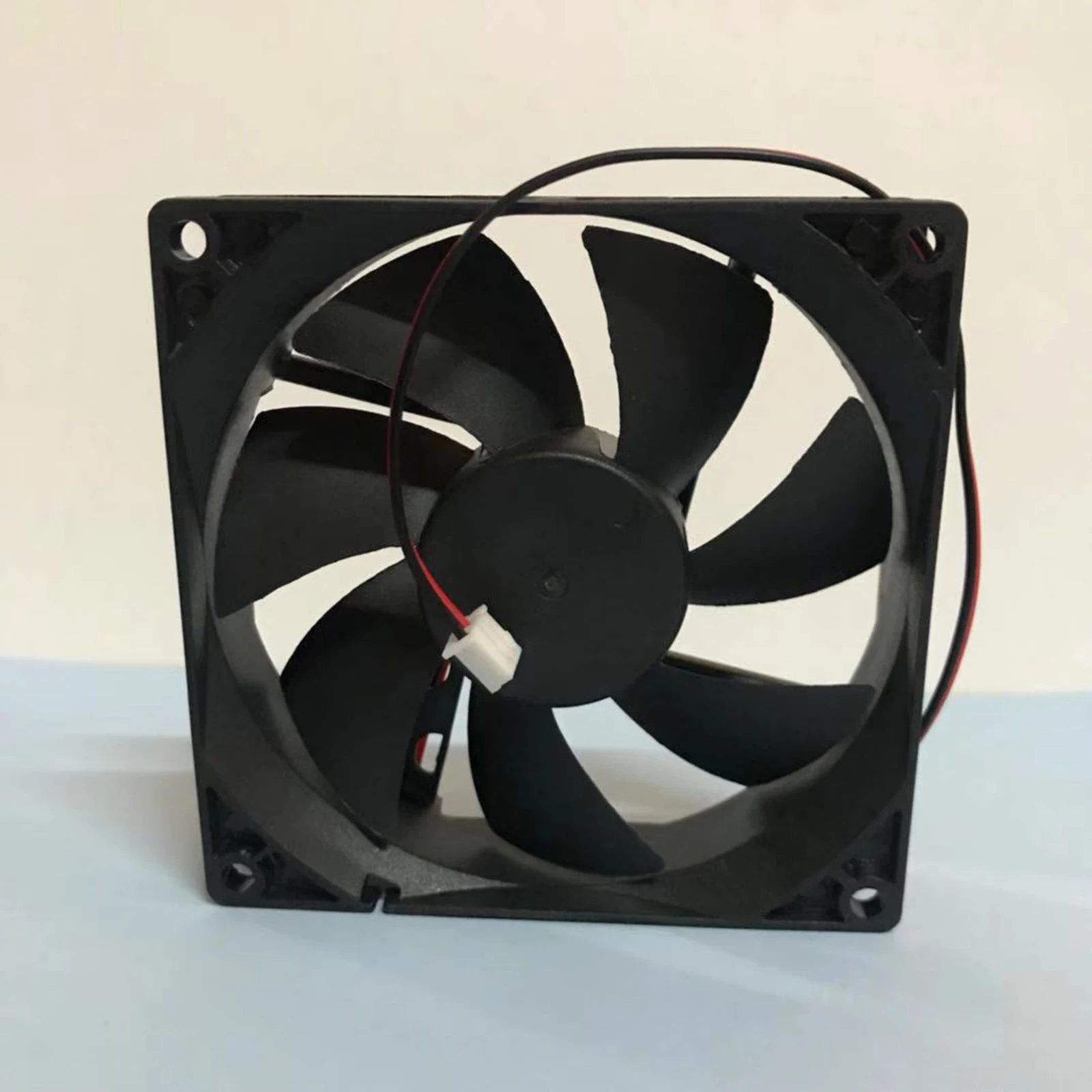 1PC Brushless 2-wire Refrigerator Cooling Fan YHWF-9025 Water Dispenser Cooling Fan Repair Parts 12V 0.20A 2 Pin