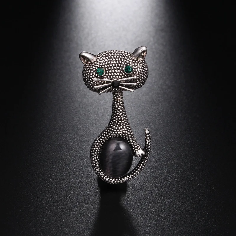 Vintage Green Eyes Cat Brooch Corsage Antique Gold Color Opals Animal Brooches For Women Kids Pins Jewelry