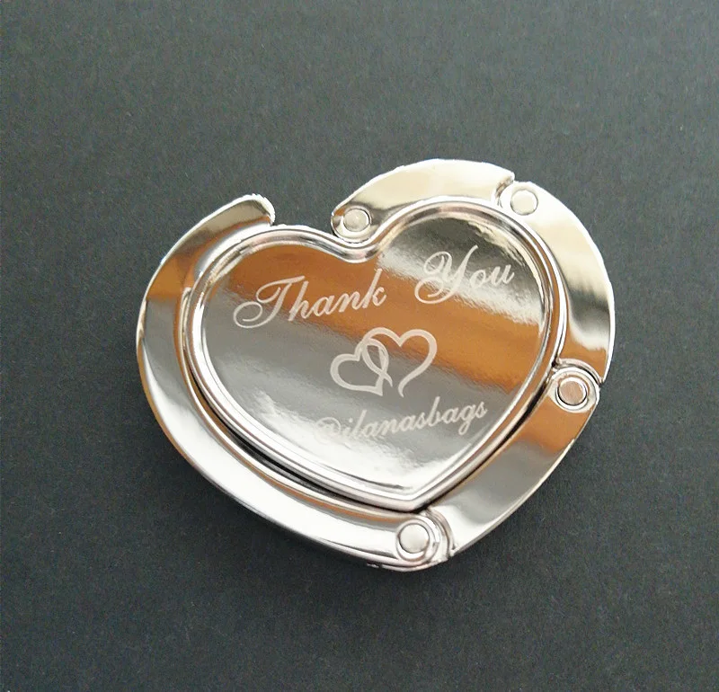 20 Stück personalisierte Hochzeitsgeschenke, individuell gravierte Metall-Handtaschenhalter, tragbarer Taschenhaken, Damen-Taschenhänger, Hochzeitssouvenir – Detail 8