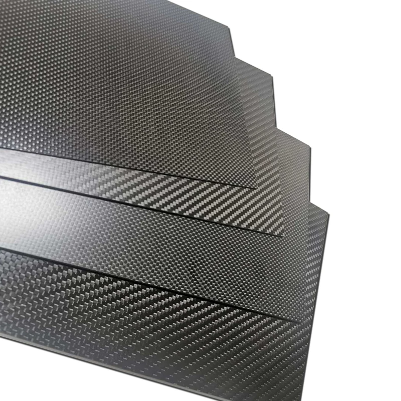 200X250Mm Độ Dày 0.5-2.5Mm Chịu Lực Cao Nhiệt Độ Cao Cán 3K Miếng Carbon sợi Carbon Tờ