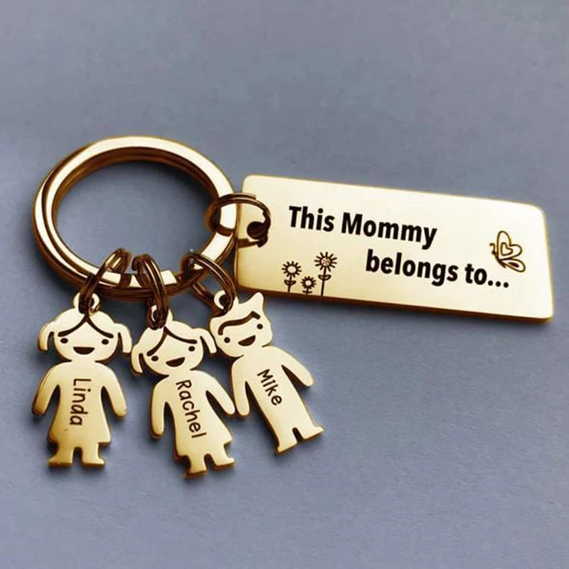 PolishedPlus Personalized Family Name Keychain Pet Dog Cat Baby Figure Charm Custom Nameplate Keyring Jewelry Mother\'s Day Gift