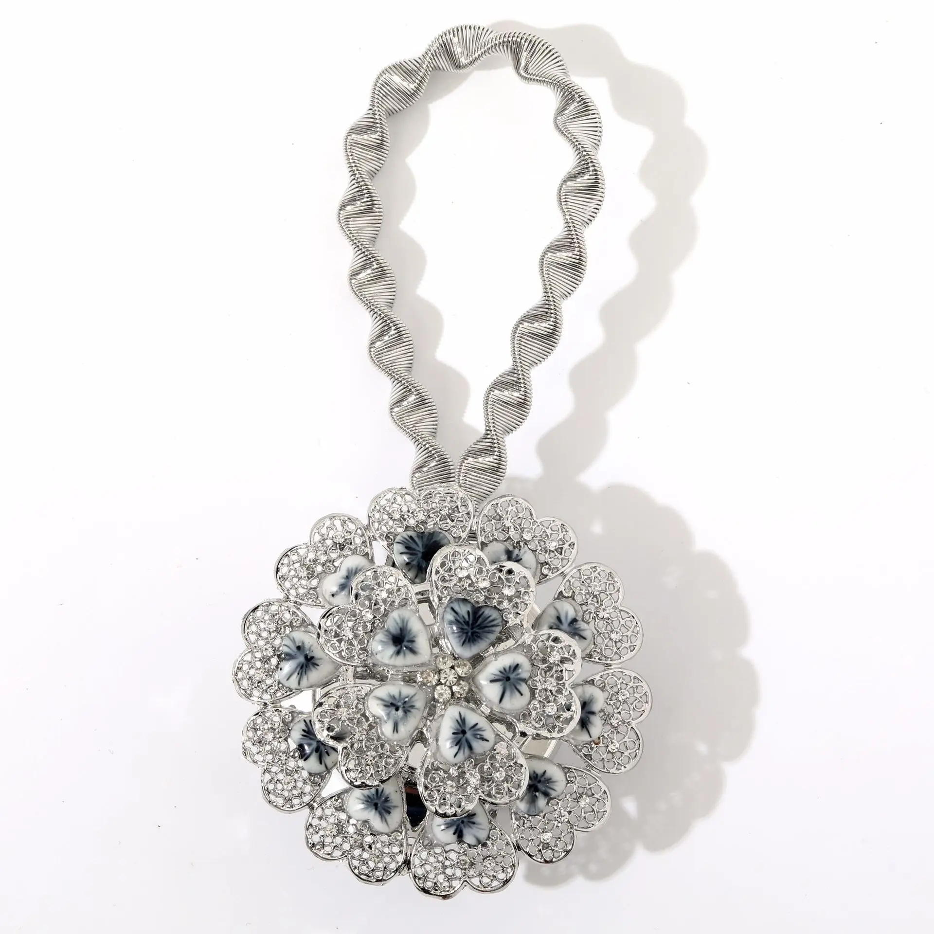 1 pc Magnetic Spring Curtain Clip Curtain Holders Tieback Hanging Diamond Big Flower Curtain Hooks Home Curtain Buckle Attache