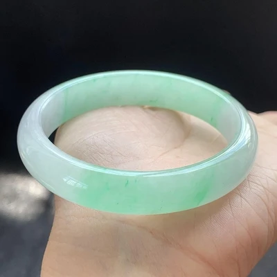 

Hetian Jade Light Green 54-64mm Bracelet Elegant Princess Jewelry For Mom and Girlfriend