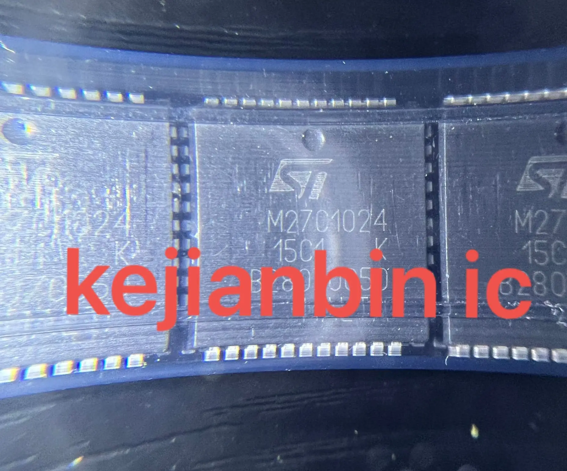 5ピース/ロットM27C1024 M27C1024-10C1 M27C1024-12C1 M27C1024-15C1 PLCC44 100% 新オリジナル送料無料