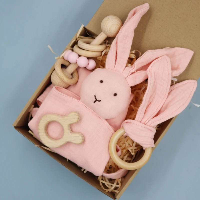 

4pcs/set Baby Rabbit Comforting Towel Beech Wood Teether Rattle Newborn Gift Set Box Infant Bath Toy Set