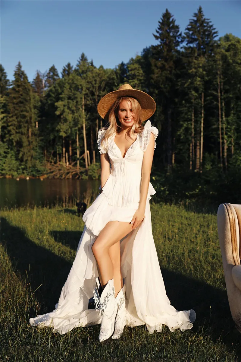 Robe de mariée princesse en mousseline de soie, style Boho, avec plis et dentelle perlée, col en v, dos nu, robes de mariage à plusieurs niveaux