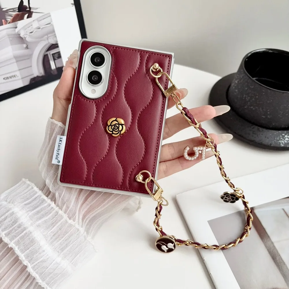 Camellia Bracelet For Samsung Galaxy Z Fold 8 Wide Fashion Down Jacket Soft Phone Case Protective PC Shell Back Cover