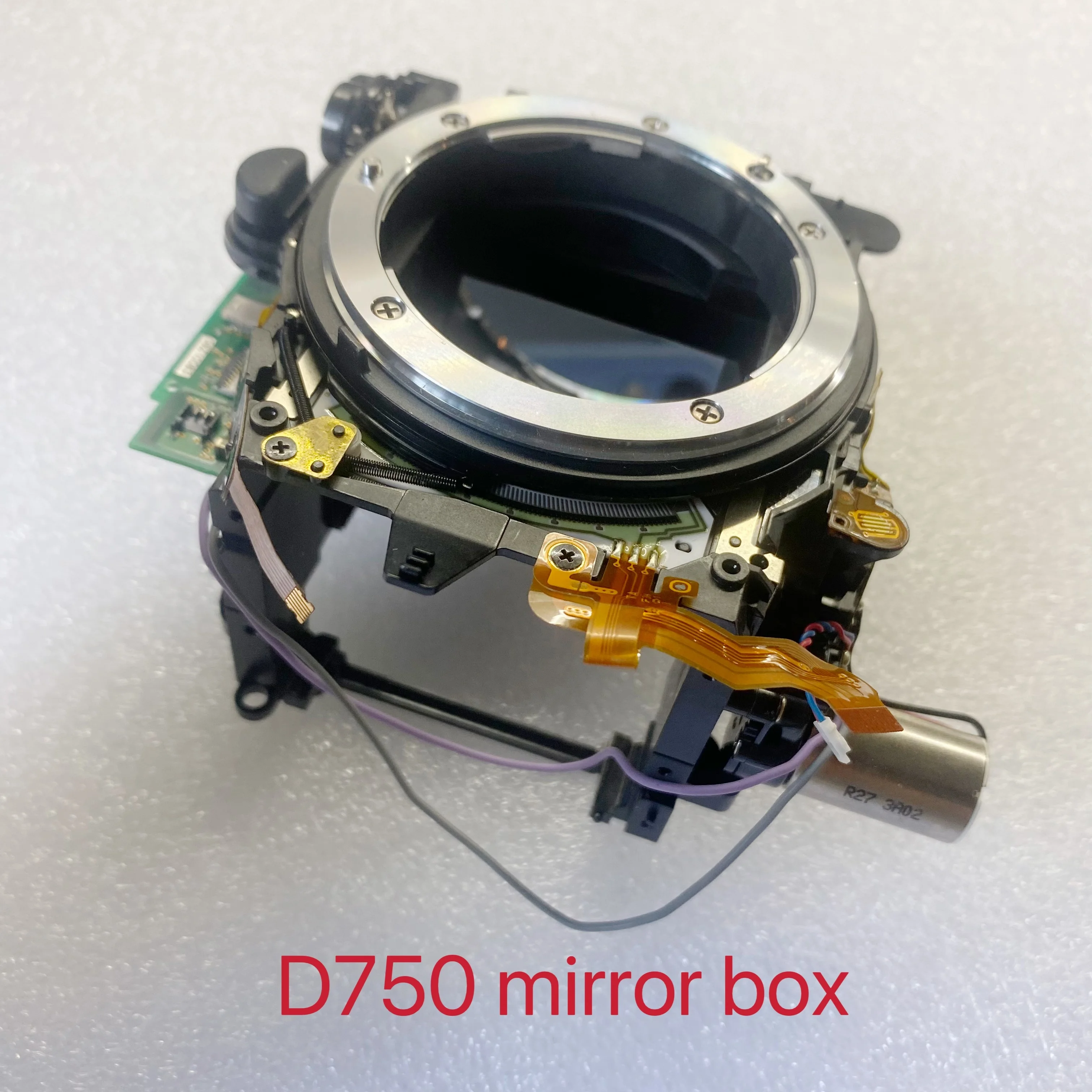 Original mirror box for Nikon D750 repair parts without shutter without aperture