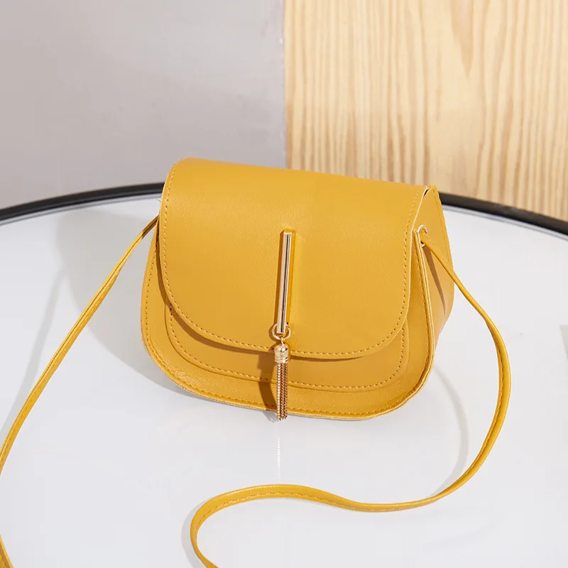 Golden Metal Tassel Double Layer Semi Circle Solid Color Shoulder Saddle Bag Fashion Casual Women Small Square Bag Crossbody Bag