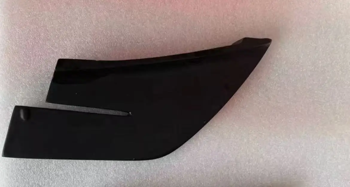 For Ferrari California Rear Bumper Spoiler Fin 82548200