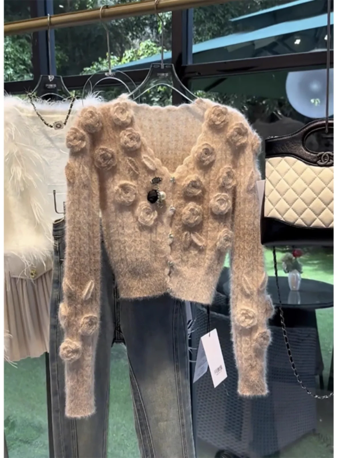 

Elegant V-Neck Knitted Top with Flower Design Single Button Stylish Spring New Arrival Korean Style Loose Fit Long Sleeve