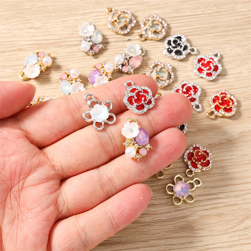 10 Stück Elegante Kristall-Metall-Blumen-Anhänger für die Herstellung von Ohrhängern, Halsketten, Armbändern, DIY-Bastelarbeiten und Schmuckzubehör – Detail 2