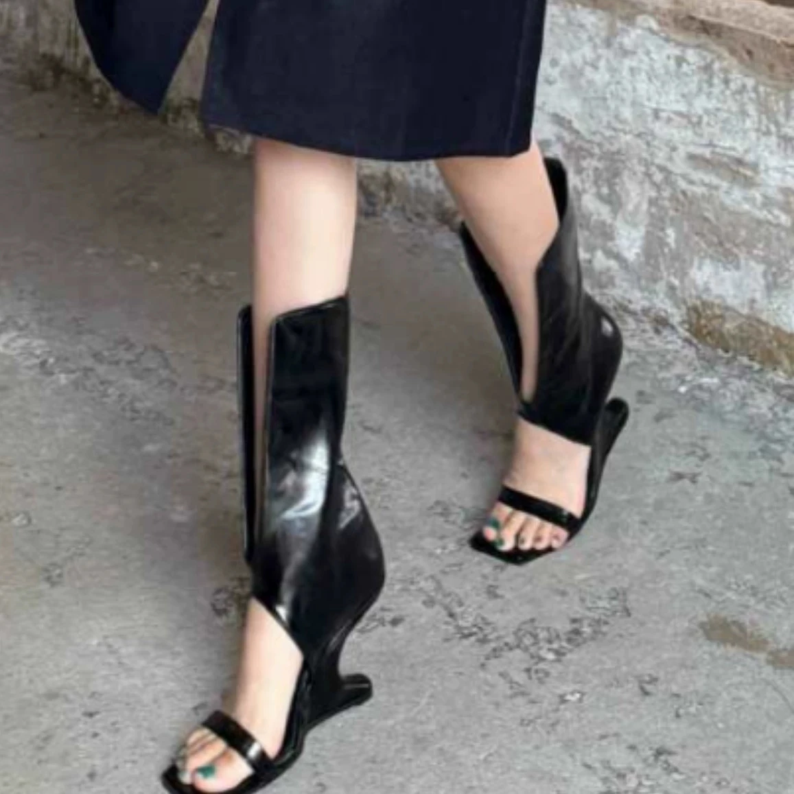 New Spring Fashion Women's Clip on High-heeled Sandals Black Hollow Out Comfortable Sexy Party Dance High-heeled Cool Boots