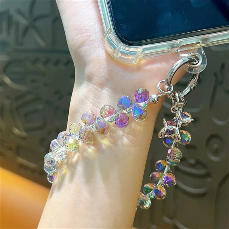 Y2K Luxury Crystal Beads Portable Chain Wrist Short Lanyard With Clip Piece Mobile Phone Case Trendy Ornament Universal