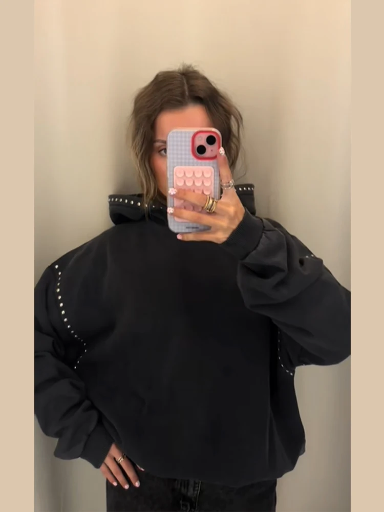 

Street Women's Rivet Solid Hoodies Loose V-neck Long Sleeve Female Pullovers 2025 Autumn Lady Chic Casual All-match Jackets