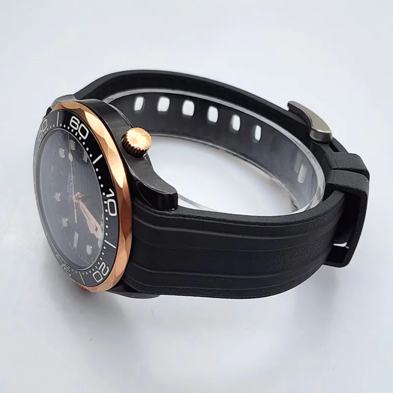 41mm Pvd Black And Rose Gold Stainless Steel Watch With Japan NH35 Automatic Mechanical Movement