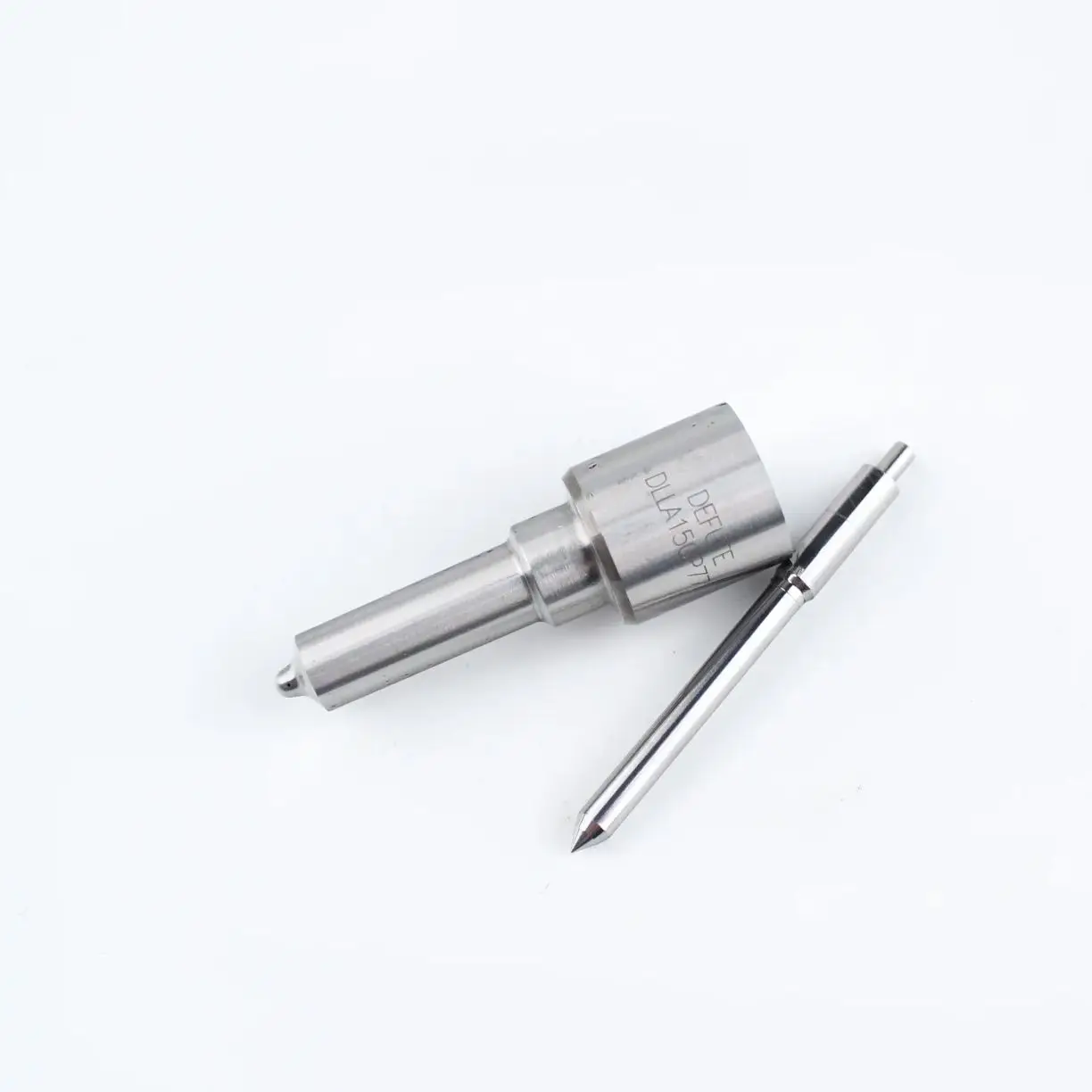 Diesel Injector Nozzle DLLA150P77 093400-5770/ 0433171077 For Toyota engine 1HDT 1H2 / Fuel injection spray  DLLA150P73