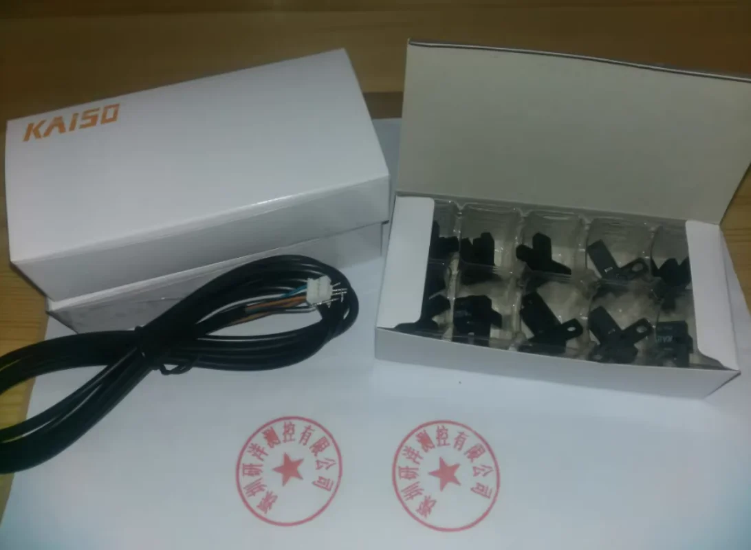 

2pcs PU-T972/PU-Y974 /PU-K970 /PU-L971 Photoelectric switch
