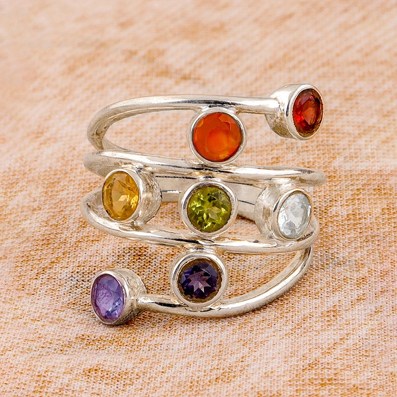 Huitan Unregelmäßig Gestaltete Frauen Ringe mit Bunten CZ Silber Farbe Aussage Weibliche Finger Ringe Hip Hop Gilrs Schmuck
