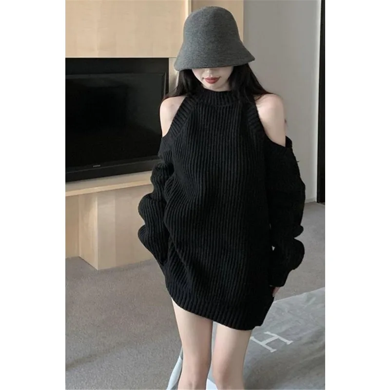

Lazy French Off Shoulder Round Neck Black Knitted Sweater for Women's Autumn and Winter 2025 New Loose Korean Version Top Jacket