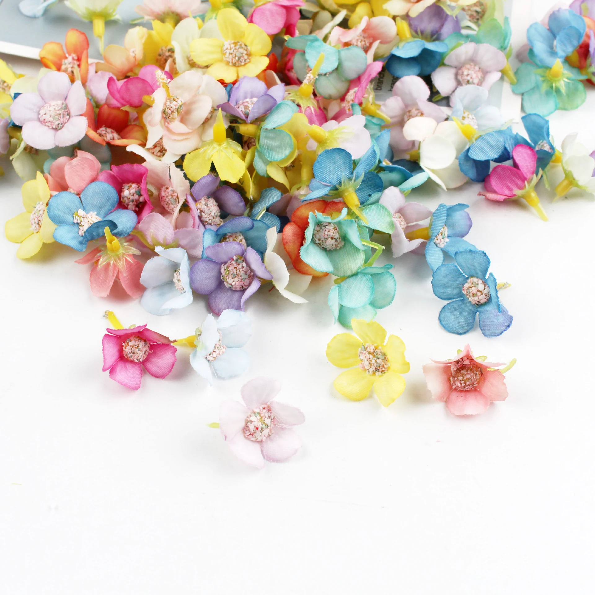 50 pcs 2.5cm wedding silk cloth flower DIY handmade material simulation flower costume decoration creative flower bud