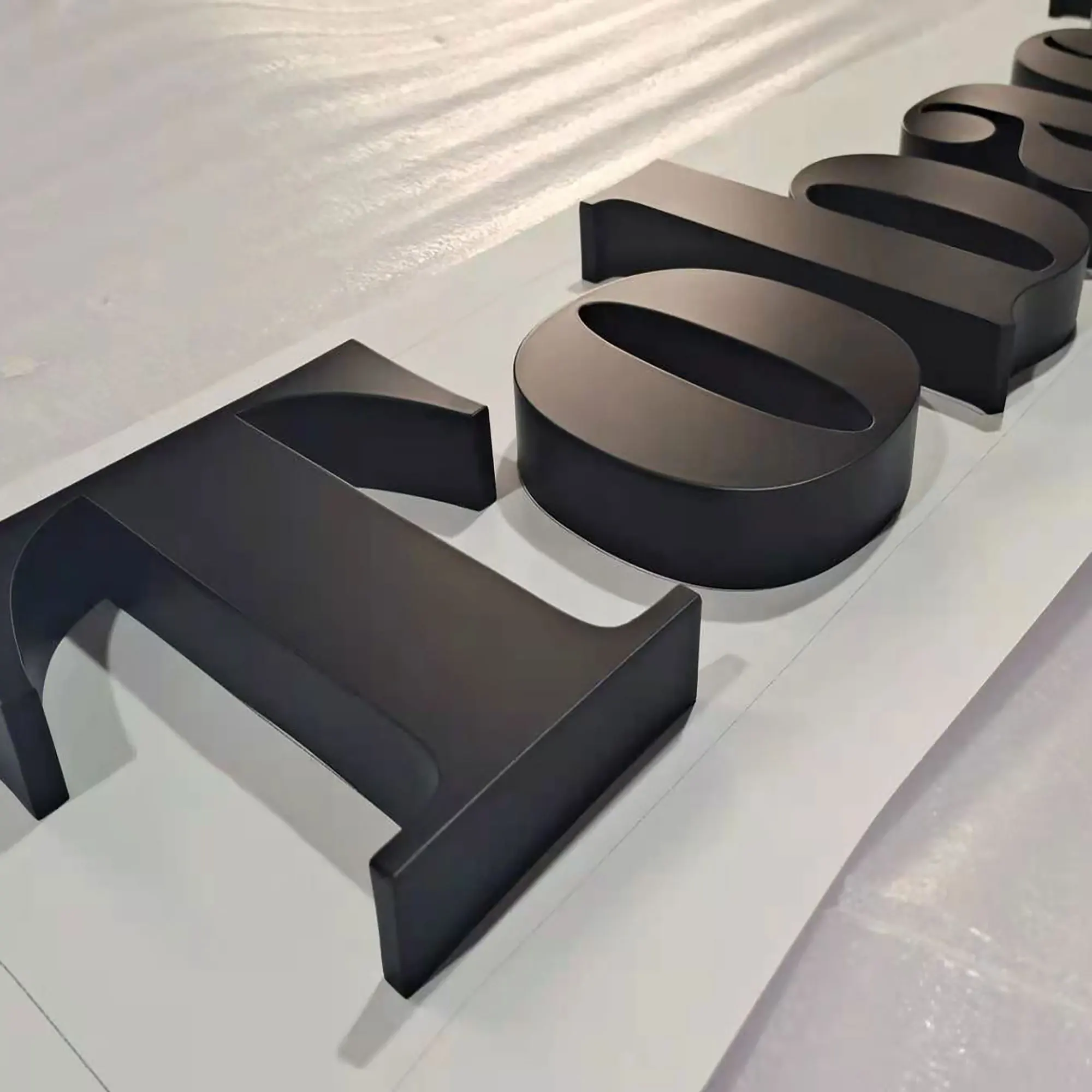 Custom Factory Made Wall Mounted Lobby Sign Metal Channel Letters PVC Letter Sign 3D Acrylic Letters