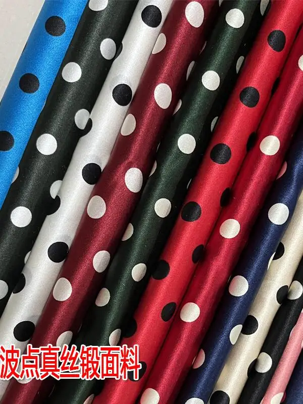 Abbigliamento per abiti a camicia morbida micro elastica in tessuto forgiato di seta a pois di alta qualità