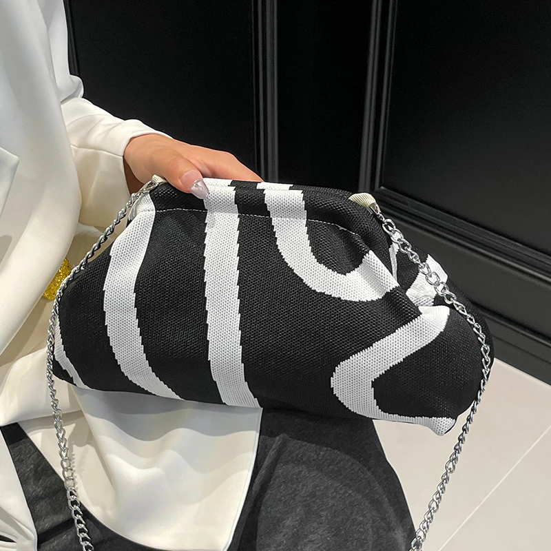 

Летний пляжный клатч для женщин, тканые вязаные крючком сумки, кошельки, вязаный клатч с клецками и рюшами, милая повседневная сумка с цветными блоками в виде облаков