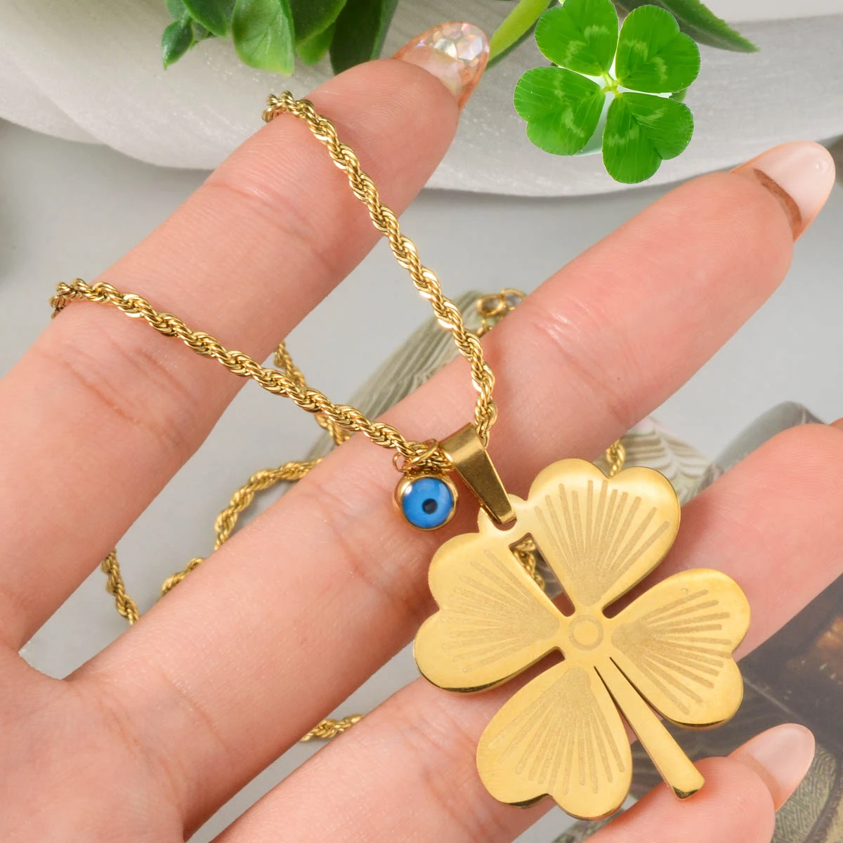 

Four-leaf Clover Stainless Steel Necklace Lucky Charm Chain Fashion Jewelry Accessories Plant Eye Necklace Daily Wear Gifts