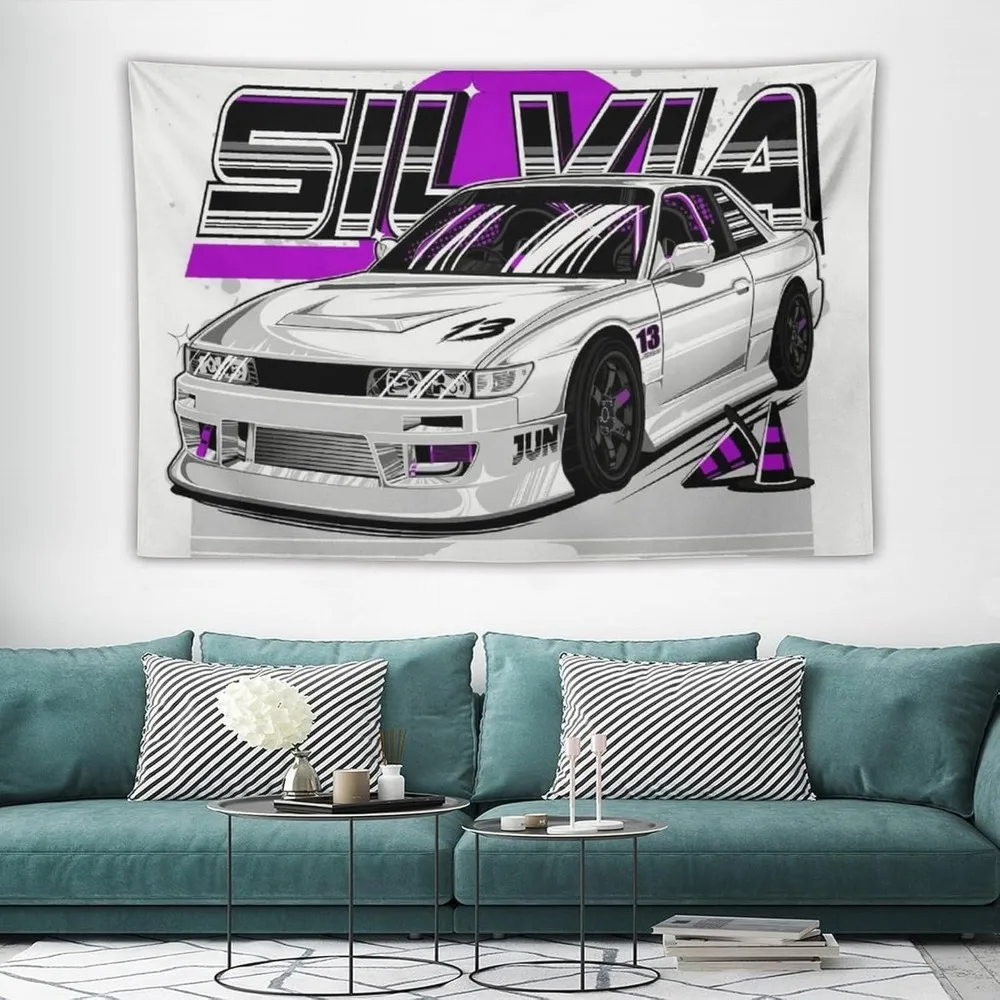 

Фиолетово-белый гобелен JDM Silvia Drift Car с 2D-принтом, многоразовый, для дома, спальни, гаража, мужской комнаты, декор в гоночном стиле