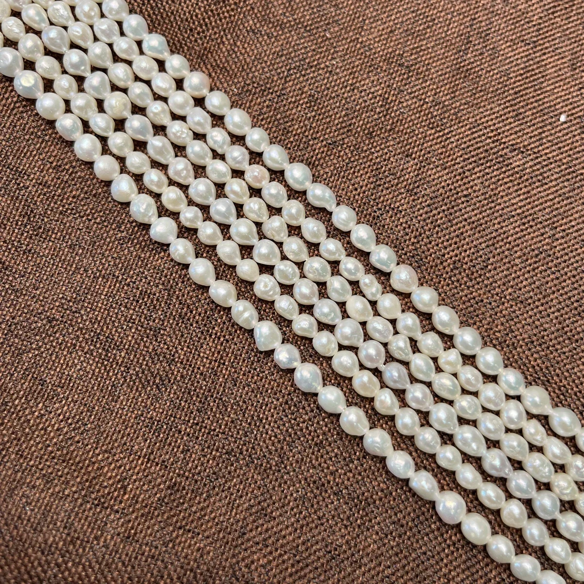

5-6mm AA Natural Freshwater White Fat Rice Punch Pearl Bead Jewelry Make Gift DIY Necklace Bracelet Accessories Wedding Women