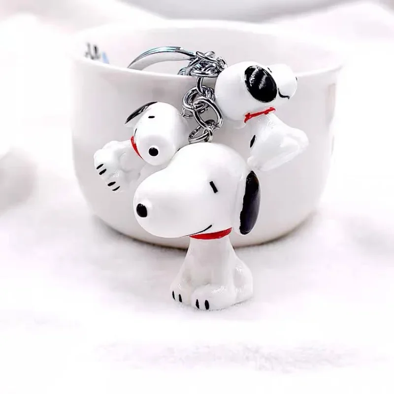 カウaii snoopilloレジンキーホルダー,カップル用,漫画の指輪チェーン,クリエイティブなペンダント,カーバッグ,キーホルダー,アクセサリー,かわいいギフト