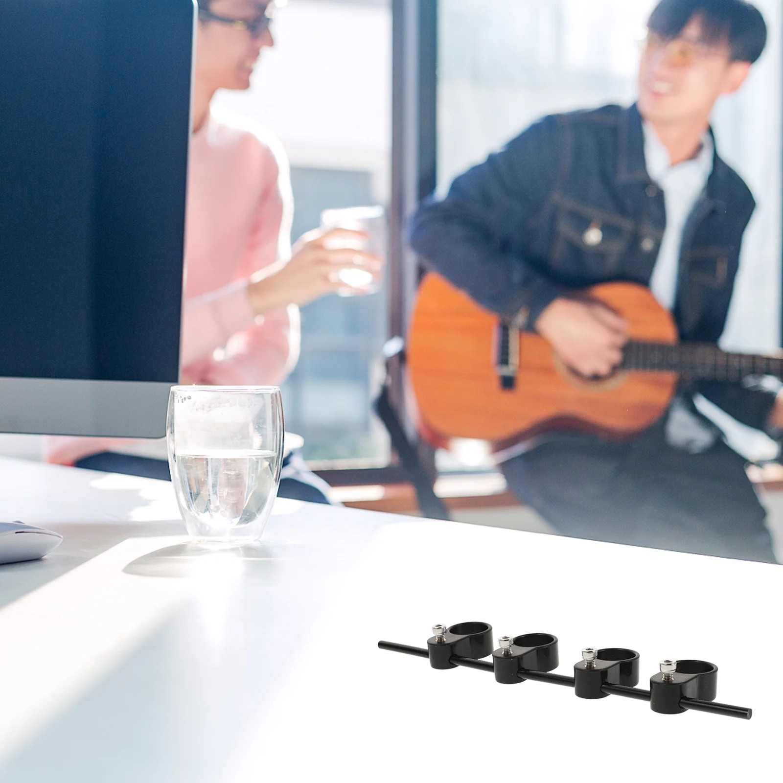 

Finger Expander Guitar Tool Plastic Stretch Trainer Adjustable Screw Finger Strengthener Guitar Bass Piano Trainer Beginner