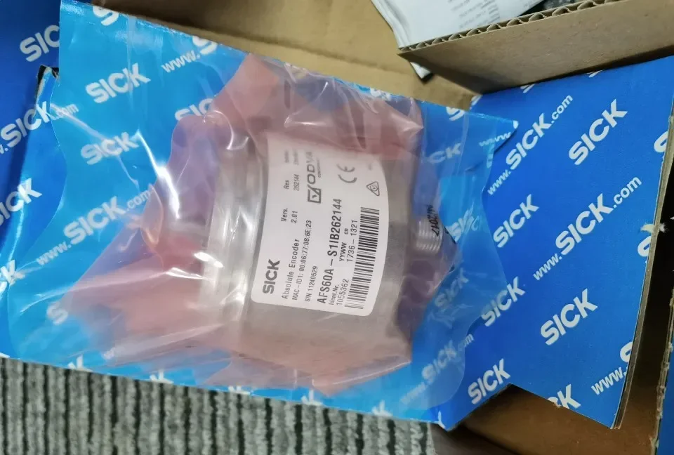 2026.4 Postal Package [original Actual Price] SICK 1055362 AFS60A-S1IB262144 Encoder, One