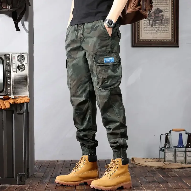 Pantaloni multitasche Uomo Autunno Inverno Pantaloni cargo mimetici Harem per uomo Camo Multi tasche Lusso Emo Novità in pantaloni da strada