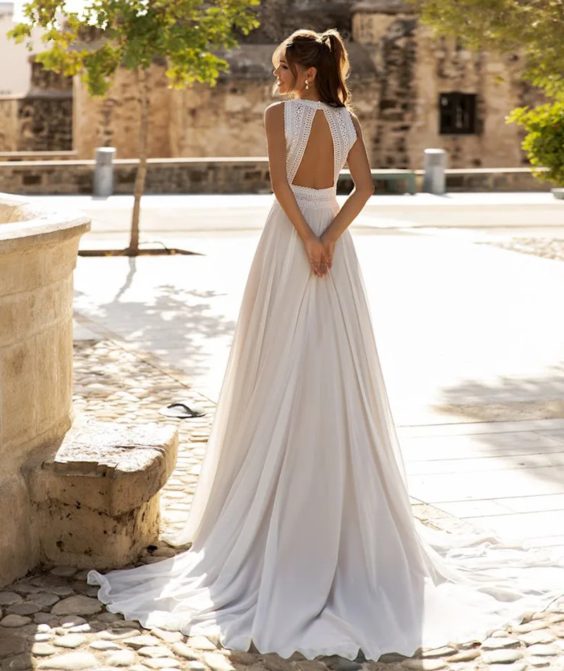 Sexy Backless Wedding Dresses A-Line V-Neck Wedding Beach Dresses For Wedding Bridesmaid Holiday Party