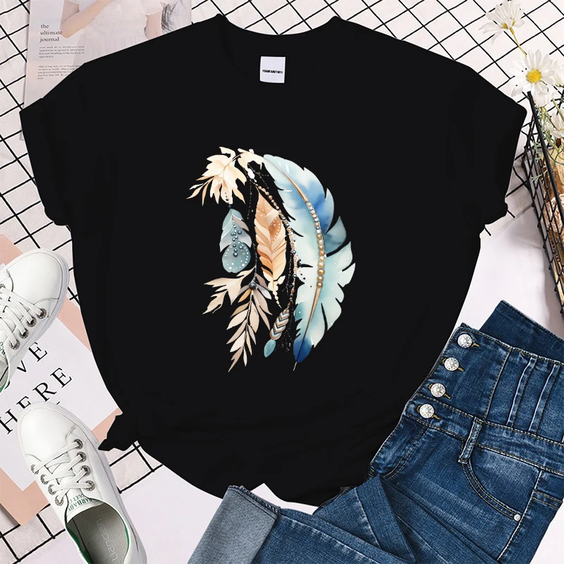 (Premium T-shirt)Feather Print T-Shrits For Women Summer Short Sleeve Round Neck Cute Loose T-Shirt Creative Personalized tops