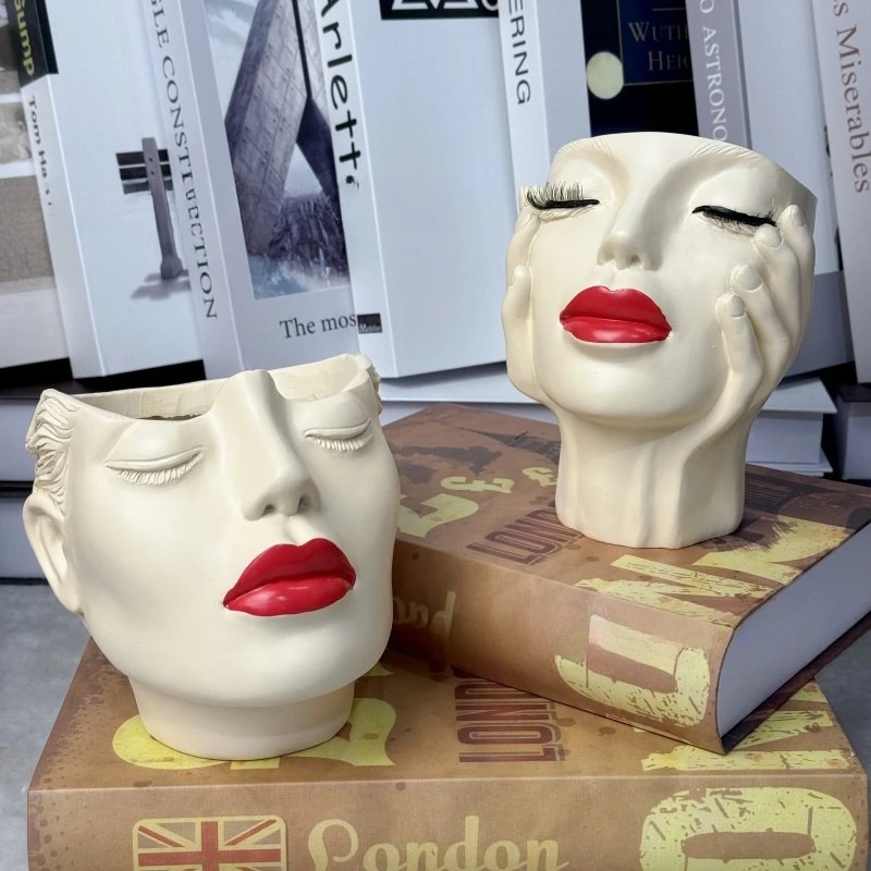 Female Contour Design Pen Holder Handcrafted Artistic Female Form Head Vase Makeup Brush Holder Elegant Face Vase Decoration