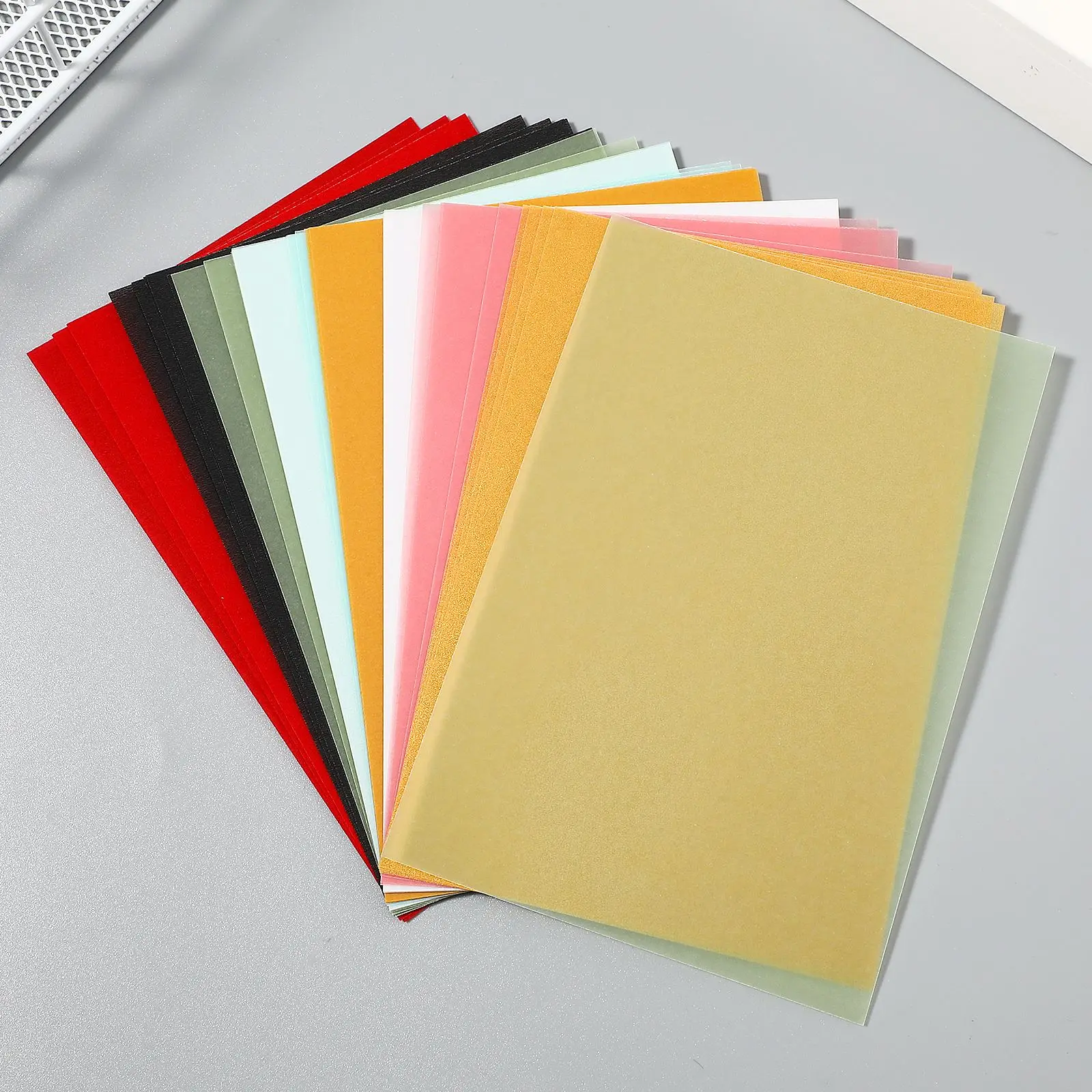 

50Pcs Kraft Paper Sheets Tracing Paper A4 Size White Transfer Tracing Copy Paper Sketching Sulphite Art Parchment Paper Die