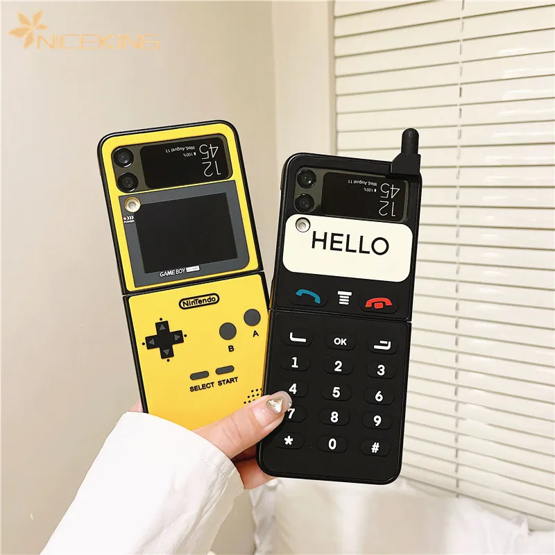 Custodie per telefoni 3D Game Boy per Samsung Galaxy Z Flip 3 5G custodia in Silicone per paraurti in plastica dura di lusso per Samsung Z Flip 4