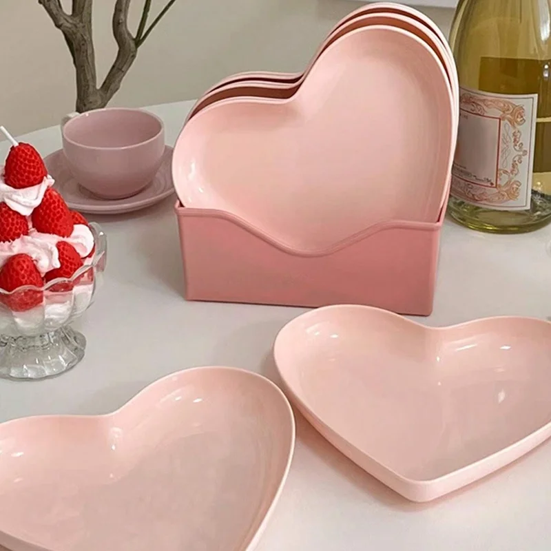 10PCS Love Heart Spit Bone Dish Home Party Use Food Grade Plastic Tray Fruit Plate Cake Snack Dessert Dining Table Garbage Plate