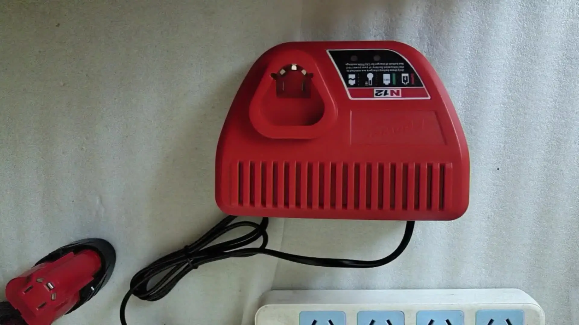 Newest For Milwaukee M12 10.8V 12V 3.0A Li-Ion Replacement Charger N12 48-59-2401 48-11-2402 Lithium-Ion Battery Charger