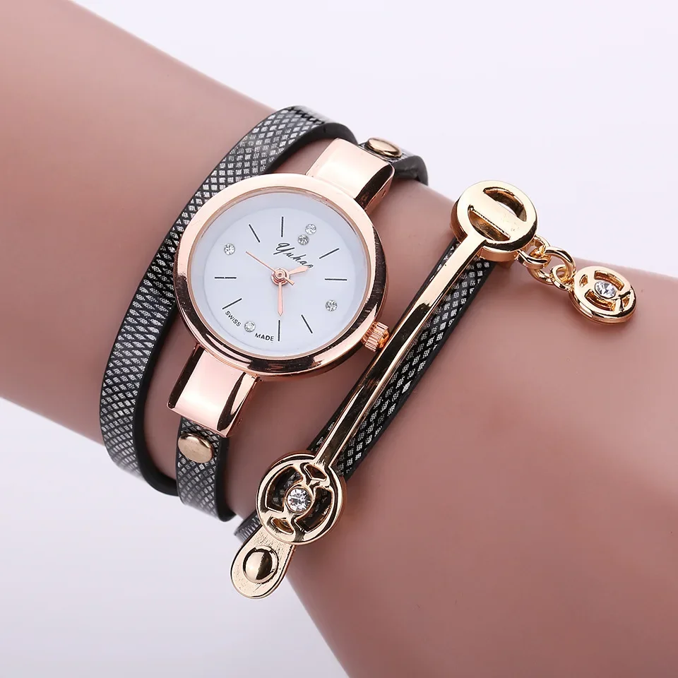 Montre bracelet à quartz en cuir doré pour femme, montre-bracelet habillée, montres décontractées, savoir à chaud, cadeau de mode, 2023