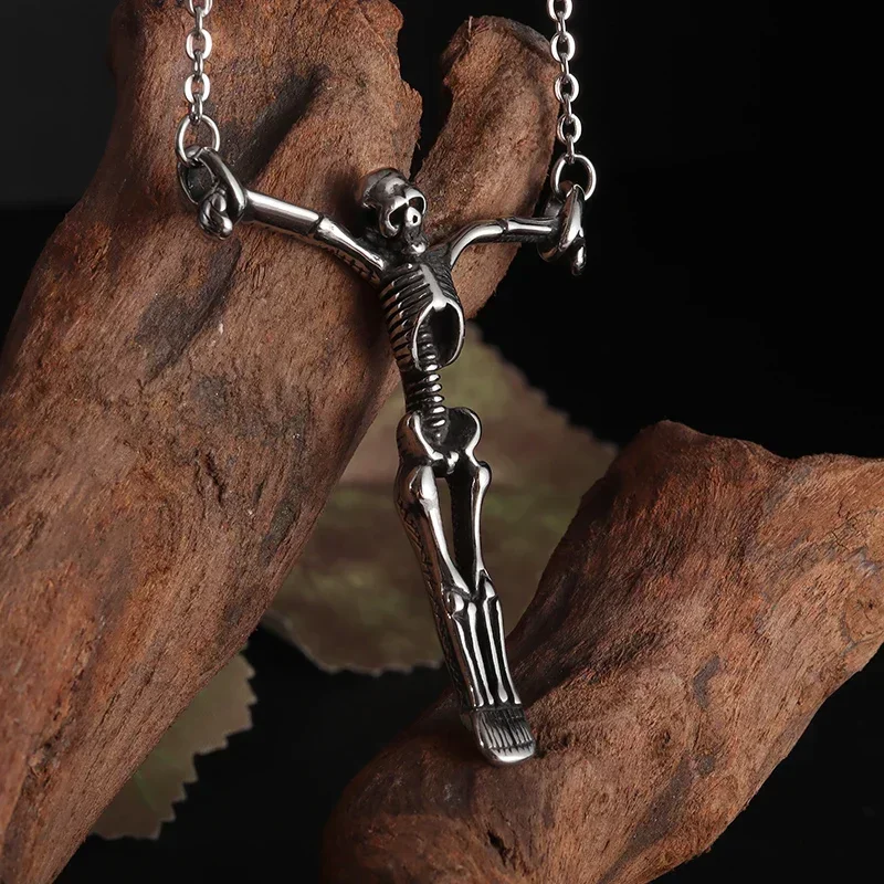 Gothic Crucifixion Skull Pendant Vintage Punk Bondage Demon Necklace Mens Biker Rock Exorcist Jewelry Halloween Gift