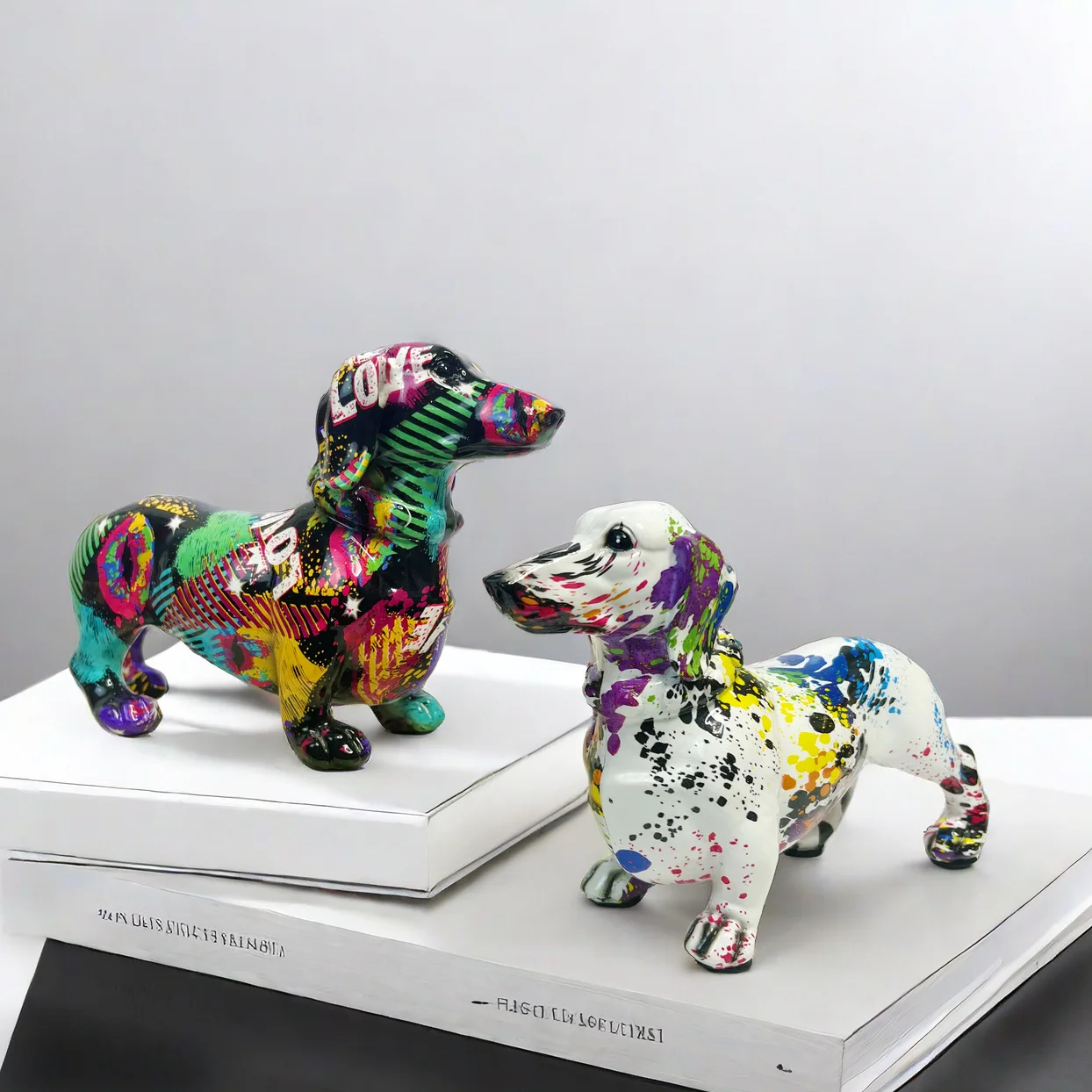 European-style Modern Colorful Dachshund Model Ornaments. Home Wine Cabinet, Study, Animal Sculpture. Office Handicrafts, Housew