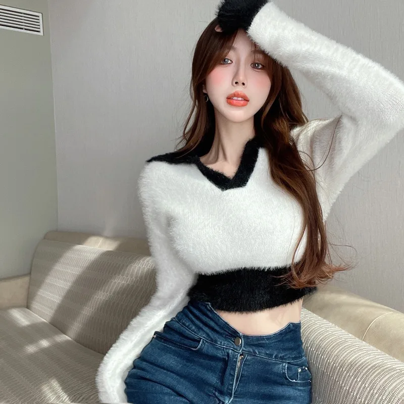 Women Sweater Plush V-neck Contrast Color Autumn Autumn Slim Sexy Soft Knitted Stay Warm Leisure Top Long Sleeve Street Style