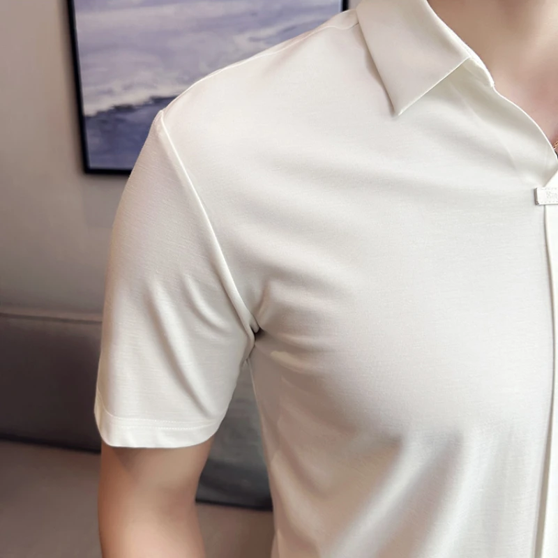 Stretchable Men's V-neck Polo Shirt, 2024 High-quality Lightweight Short-sleeve T-shirt, Slim-fit Polo Shirt.Invisible Ice Silk