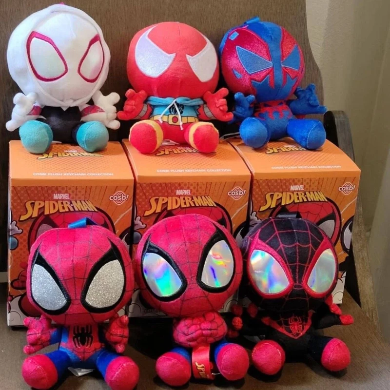 Op voorraad Echte Hottoys Marvel Spider Man Cosbi Blind Box Pluche Tas Ornament Kawaii Spider Man Verrassingsdoos Verjaardagscadeaus Speelgoed